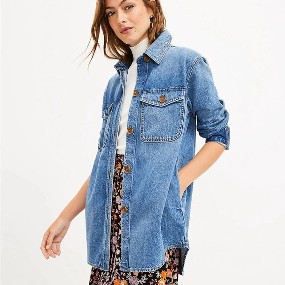 LOFT Women’s Blue Oversized Denim Shirt Jacket Size Small - Picture 1 of 13
